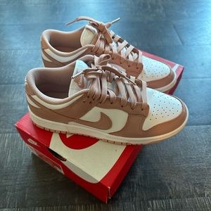 Nike Women's Sneakers in White and Tan